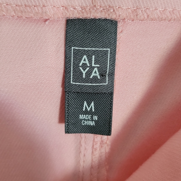 AL YA by Francesca's Rhea Medium light pink mini skirt - Picture 5 of 9